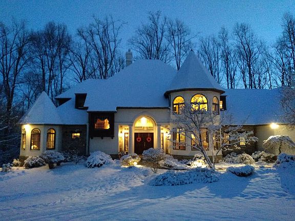 4th image of 150 Foxgayte Ln