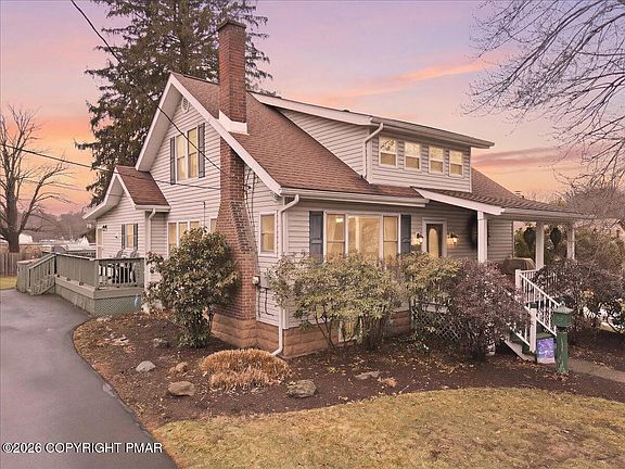 4th image of 529 Lindbergh Ave