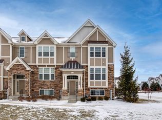 288 Bennett Dr, Carol Stream, IL 60188