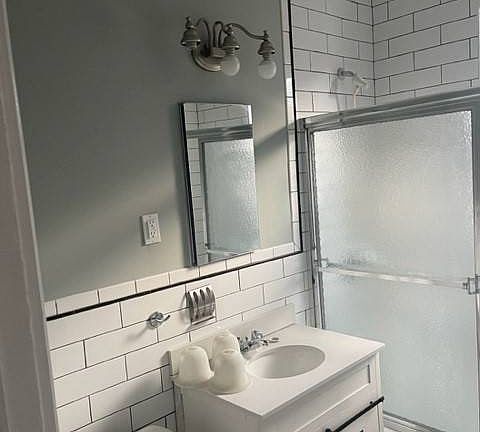 5th image of 15 Belmont Ave APT 2