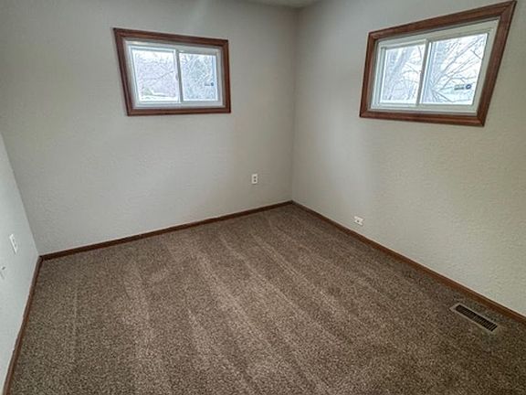 5th image of 4015 E Pettit Ave