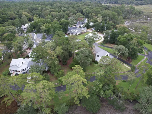 17 Old Bethel, Beaufort, SC 29906