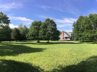 904 Livingston Rd, Elizaville, NY 12523