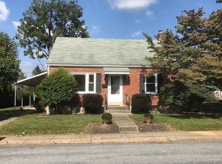 553 Penn Ct, Emmaus, PA 18049