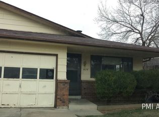 1828 Cambridge Dr, Longmont, CO 80503