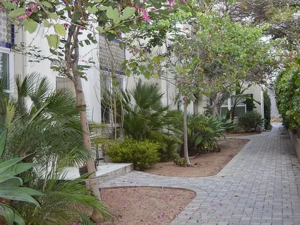 1211 Berkeley St APT 12, Santa Monica, CA 90404