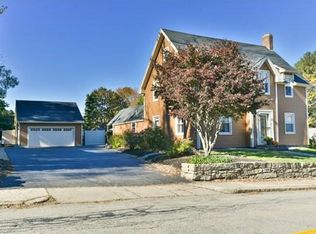 15 Depot St, Douglas, MA 01516