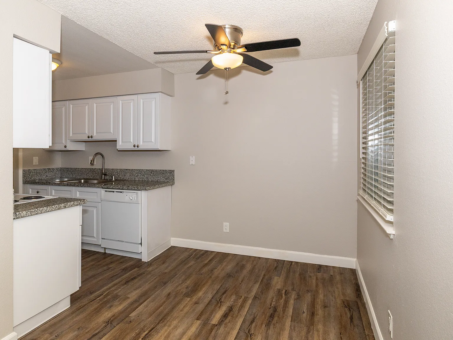 Heatherwood — Photo 3