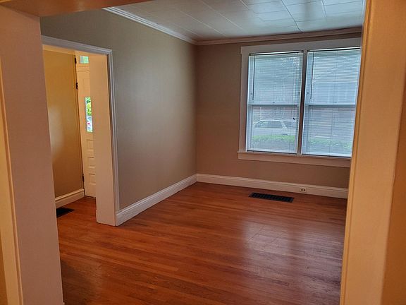 3rd image of 6758 W Park Ave #A