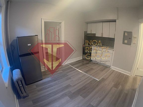 Dining room/ kitchen