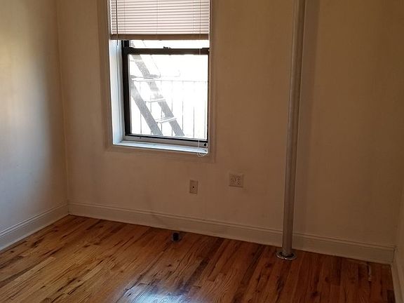 3rd image of 4307 42nd St APT 4J