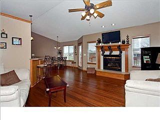 3rd image of 1714 N Black Oak Ct