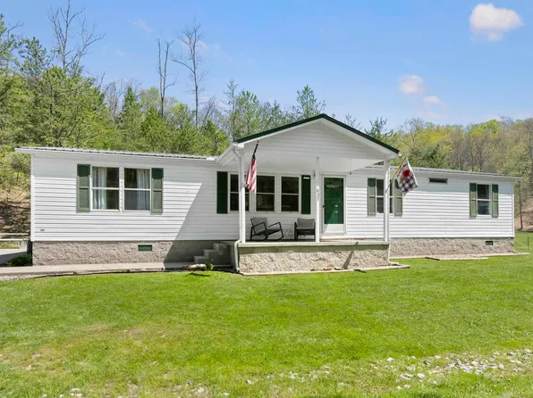 637 N Bourbon Holw, Grayson, KY 41143