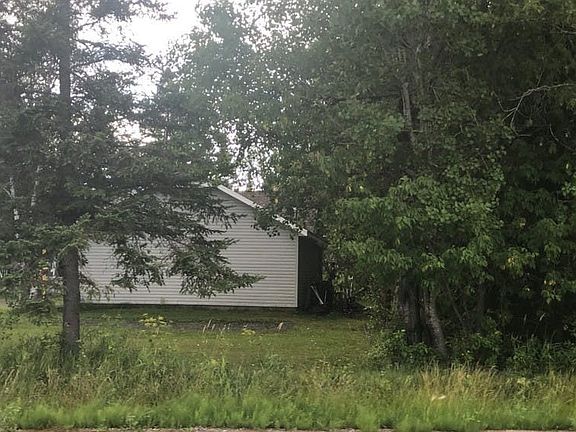 3rd image of 2717 Crescent Dr