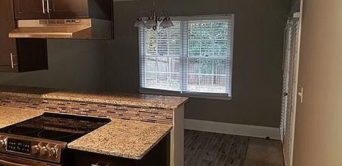 5th image of 238 Timber Creek Ln SW