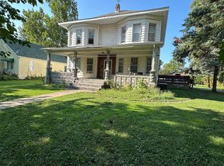 306 E Iroquois St, Kentland, IN