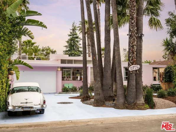 11576 Otsego St, North Hollywood, CA 91601