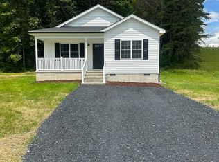 107 N Hancock St, Craigsville, VA 24430