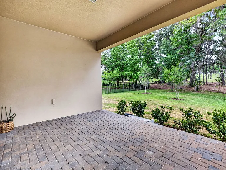 19462 Forest Garden Ct — Photo 38