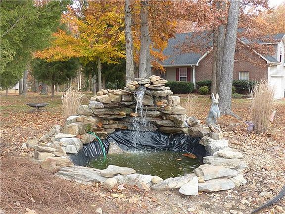 2nd image of 1077 Archer Dr