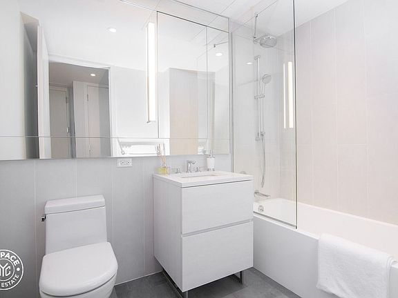 5th image of 436 Albee Sq APT 8E