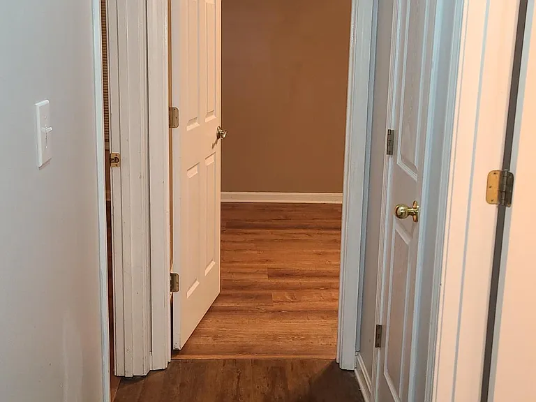 406 Old Towne Rd — Photo 19