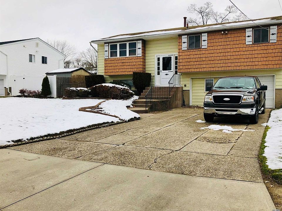 1st image of 127 Strauss Ave