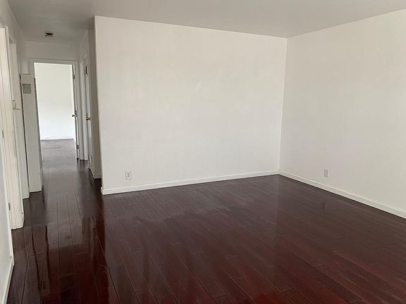 5th image of 130 S 31st St APT C