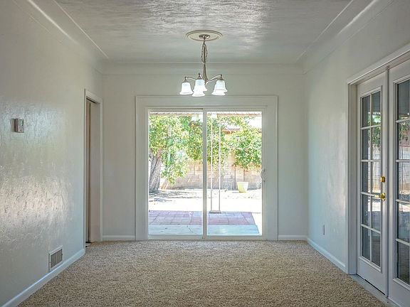 5th image of 428 Graceland Dr SE