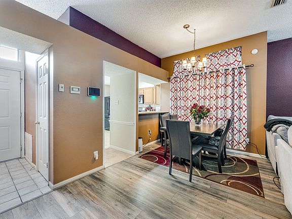 4th image of 5651 Centeridge Dr