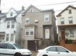 209 2nd Ave W, Newark, NJ 07107