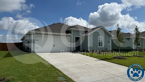 504 Saddle Blanket Dr Photo 1