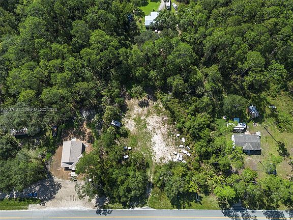 5th image of 1349 Water Oak Rd