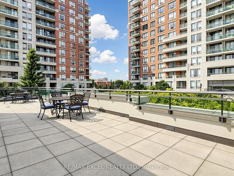 350 Red Maple Rd #508 — Photo 45