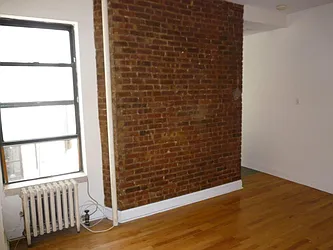 Rented by Chartwell Manhattan Realty