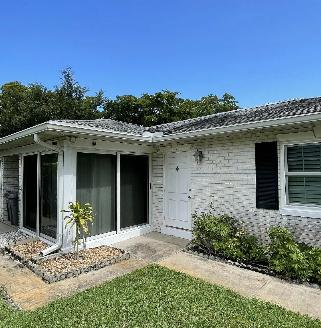 2 bed, 2.0 bath, 1238 sqft, $2,600 — Photo 2