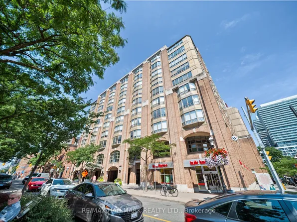 25 George St S #801, Toronto, ON M5A 4B1