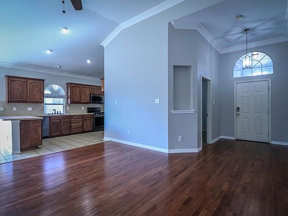 5th image of 2120 Leandra Ln