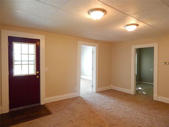 4th image of 318 E Washington St