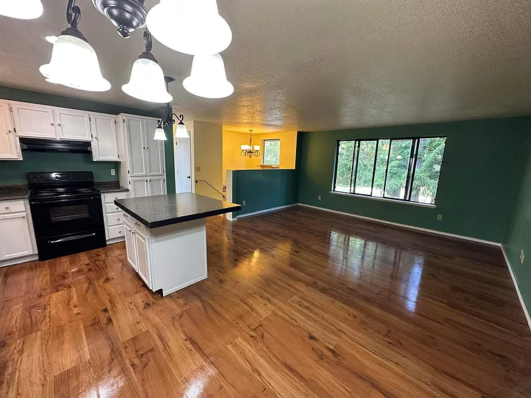 7324 E Taylor St — Photo 16
