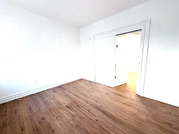 79 Pamrapo Avenue image 8 of 10