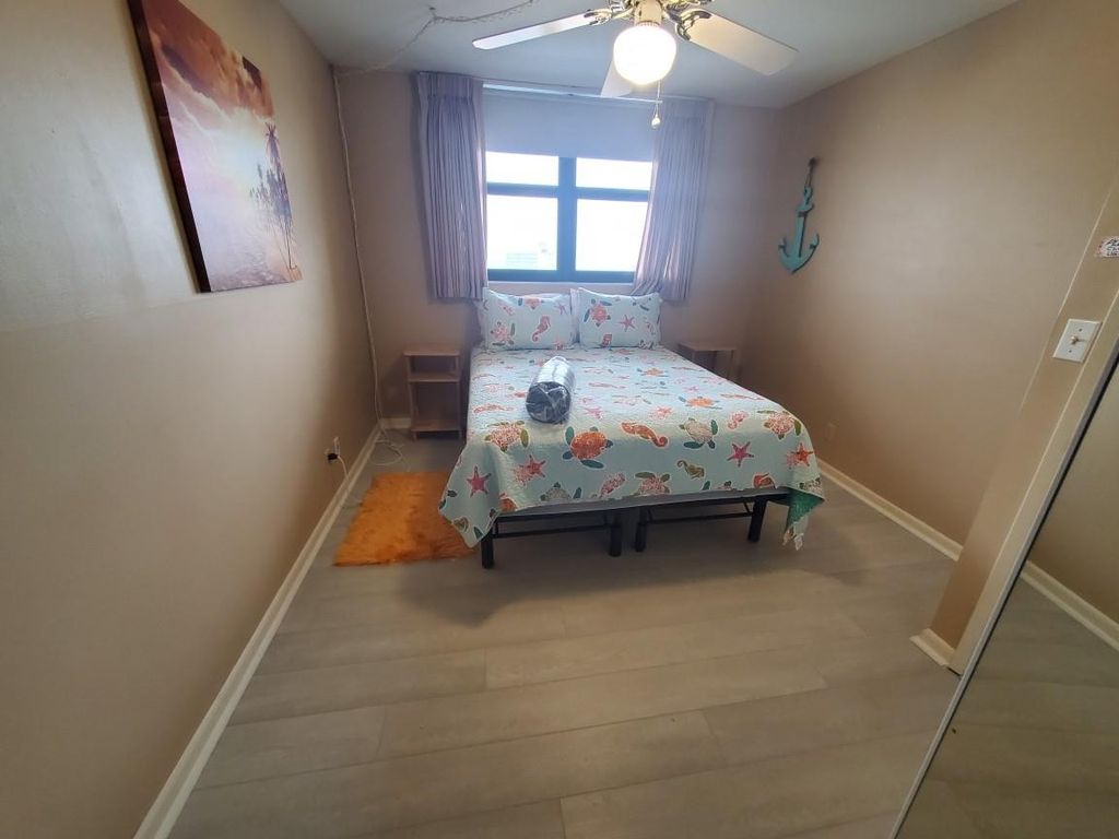1401 N Riverside Drive #1206, photo 9