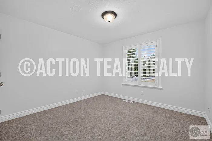 4511 W Windsor Cir — Photo 24