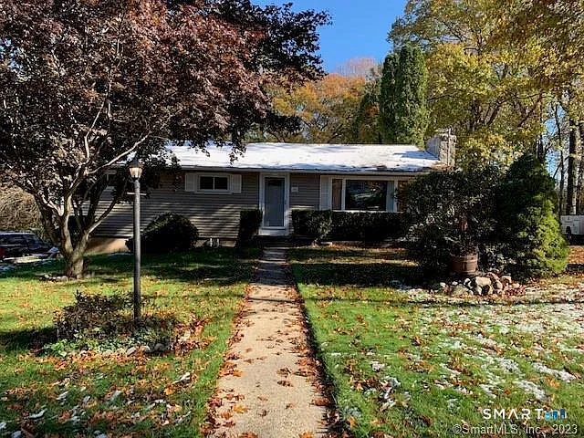 40 Pollys Ln — Photo 2