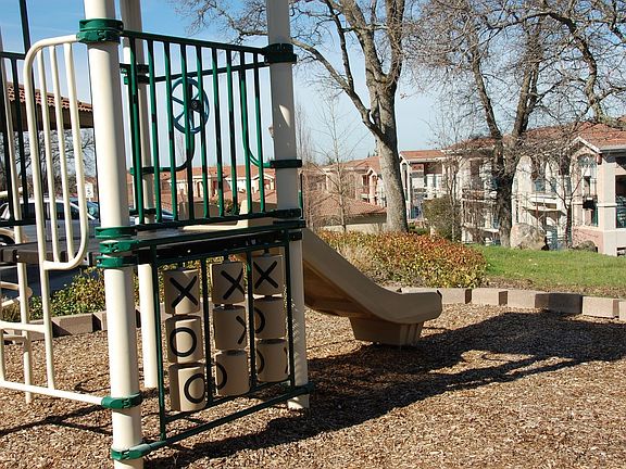 5th image of 1501 Secret Ravine Pkwy Unit 723