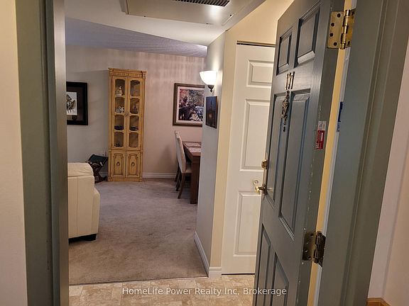 4th image of 20 Saint George St #107