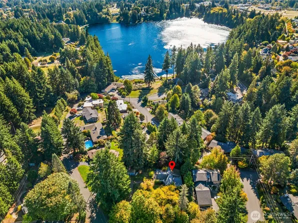 3715 Holiday Drive SE, Olympia, WA 98501