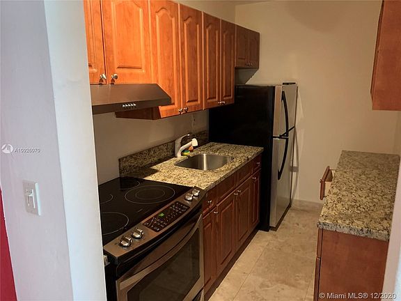 3rd image of 3881 Flagler St APT 203