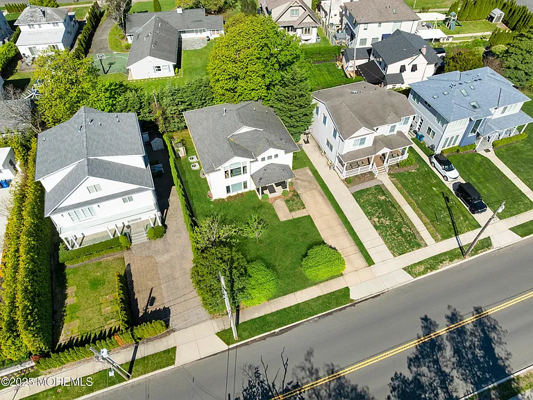 230 Norwood Ave — Photo 50