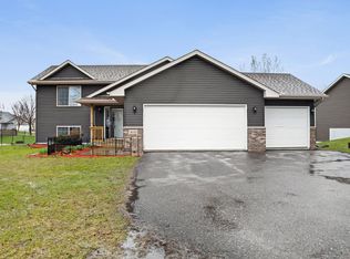 1615 Helen St, Buffalo, MN 55313